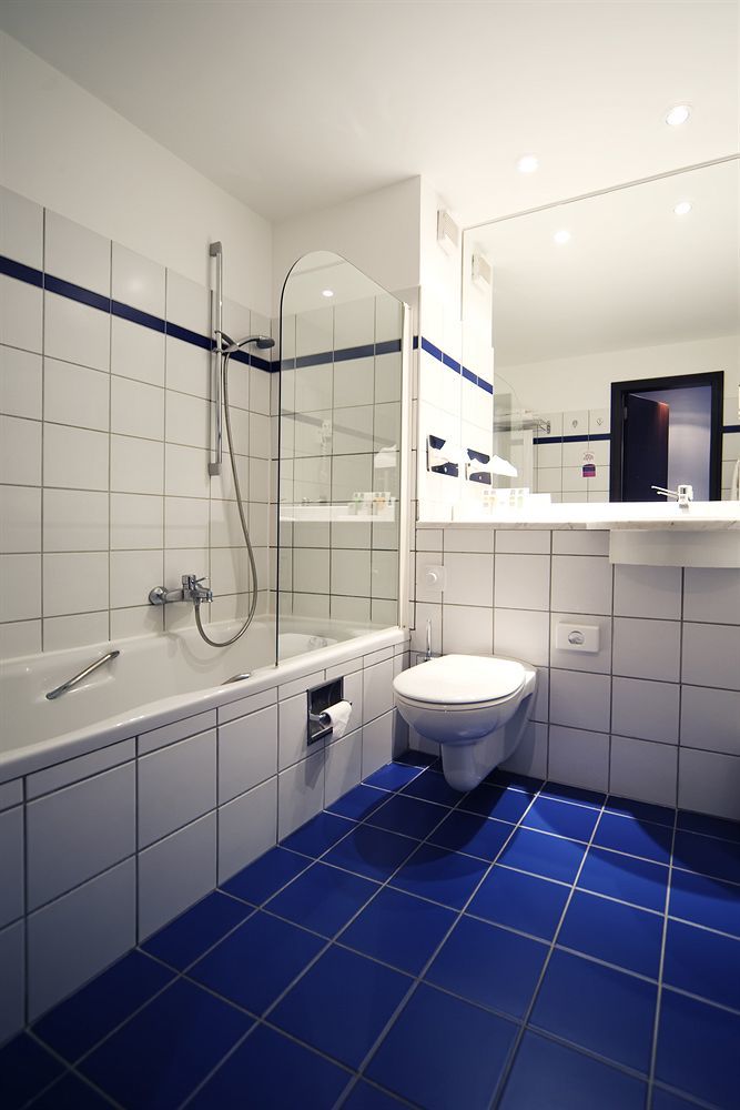 Hotel Sirius Huy Εξωτερικό φωτογραφία